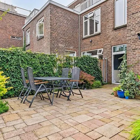 Lovely 2-bed Ground Floor With Backyard * Rijswijk
